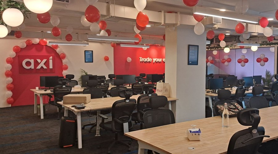 欧元区经济展现复苏迹象：2月制造业下滑减缓 通胀首次回落于五个月内