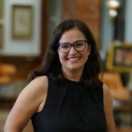 周四（3月6日），美元指数（DXY）本周下滑逾3%，预计将创下自2022年以来的最低周度表现。目前，DXY在104.00附近徘徊。这一走势引发了市场的广泛关注，促使投资者重新审视美元的发展前景。